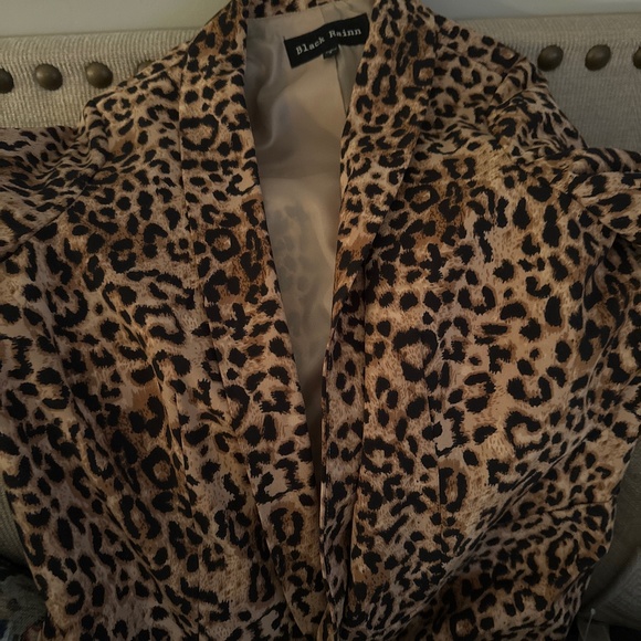 Leopard Jacket - Picture 1 of 3